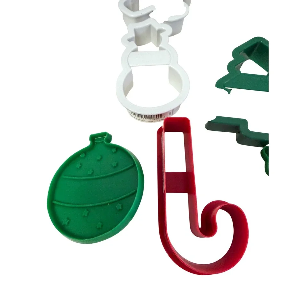 Unbranded Cookie Cutters Multi Christmas Set 12pc Red Green White Holiday Shapes